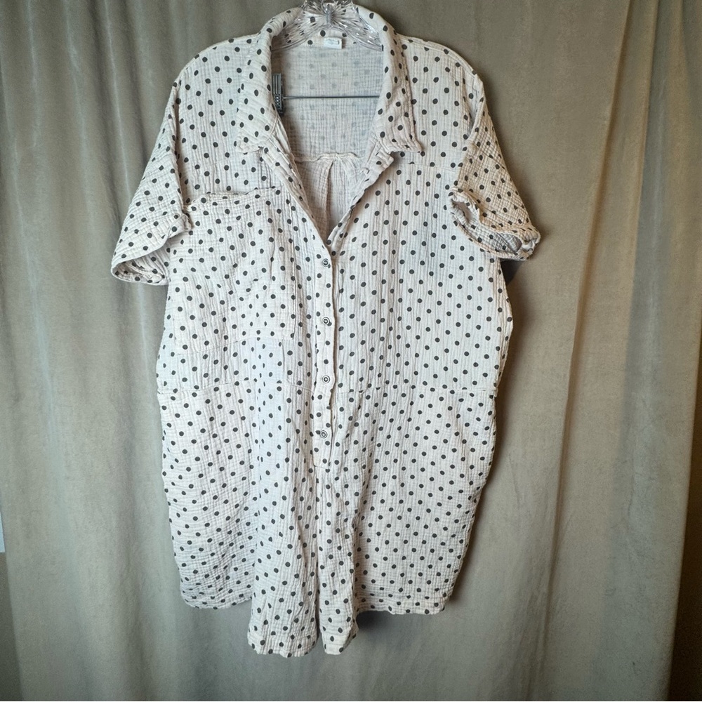 Flawless Play It Up Polka Dot Romper Size XL light pink Gauze Cotton Shorts